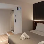 Kantoni Suites
